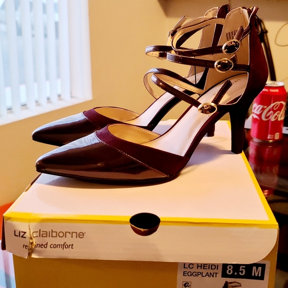 Liz Claiborne 9.5 heal - Picture 3 of 4